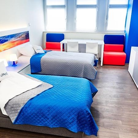 Hostel Umed Лодз Екстериор снимка