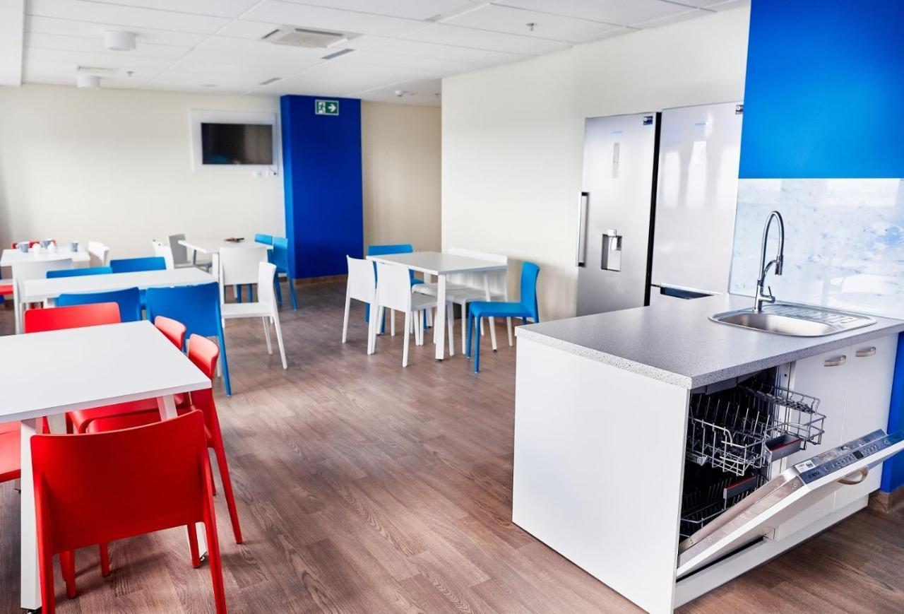 Hostel Umed Лодз Екстериор снимка
